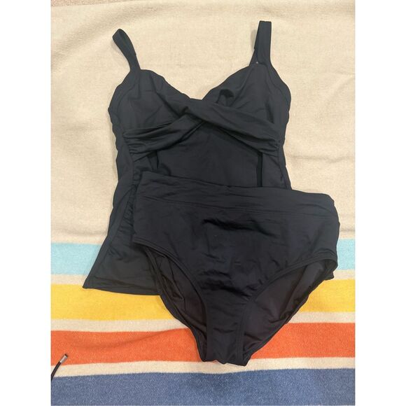 Lands end swimsuit tankini style size 8-10 black - Picture 1 of 3